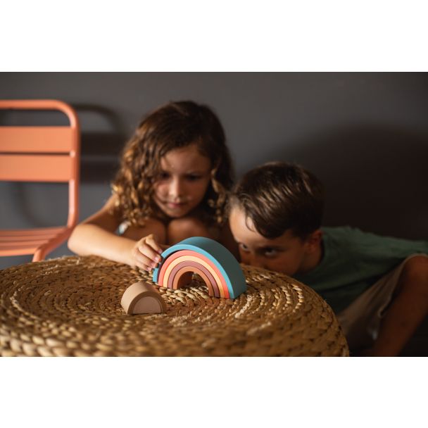 Jouet arc en ciel empilable en silicone