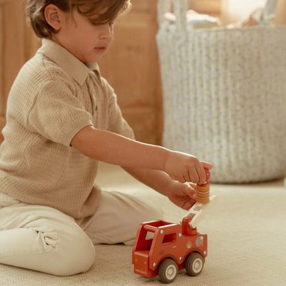 Camion de pompiers en bois – Rouge – Essentials