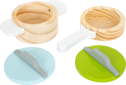 Kit couverts et casseroles en bois