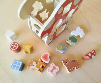 Boîte à formes maison champignon